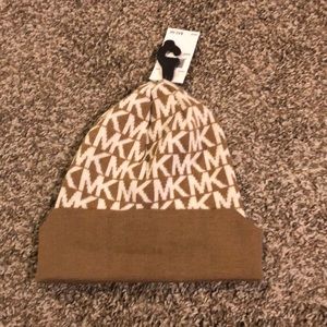 Micheal Kors beanie
